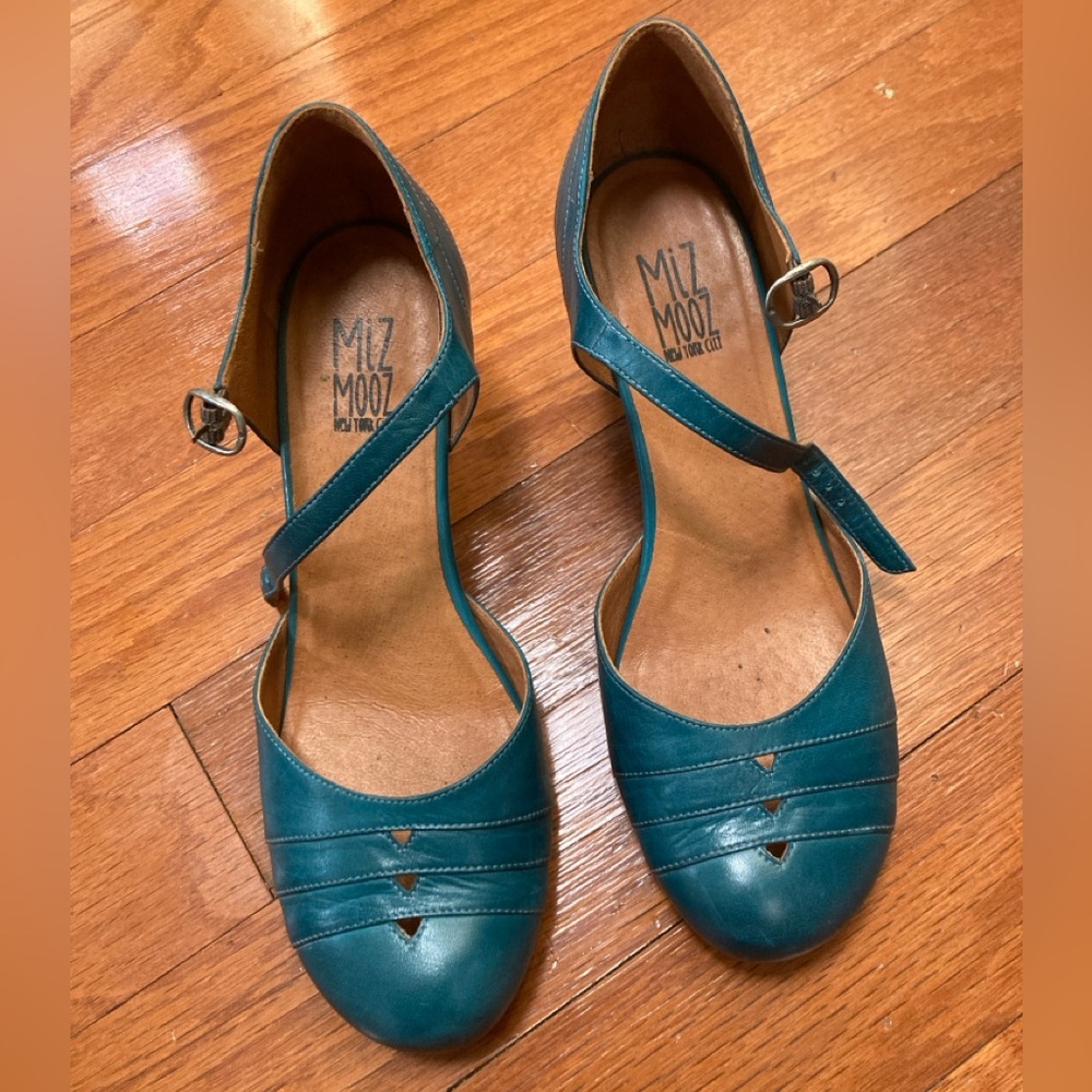 Miz Mooz Frenchy Size 9 EUC